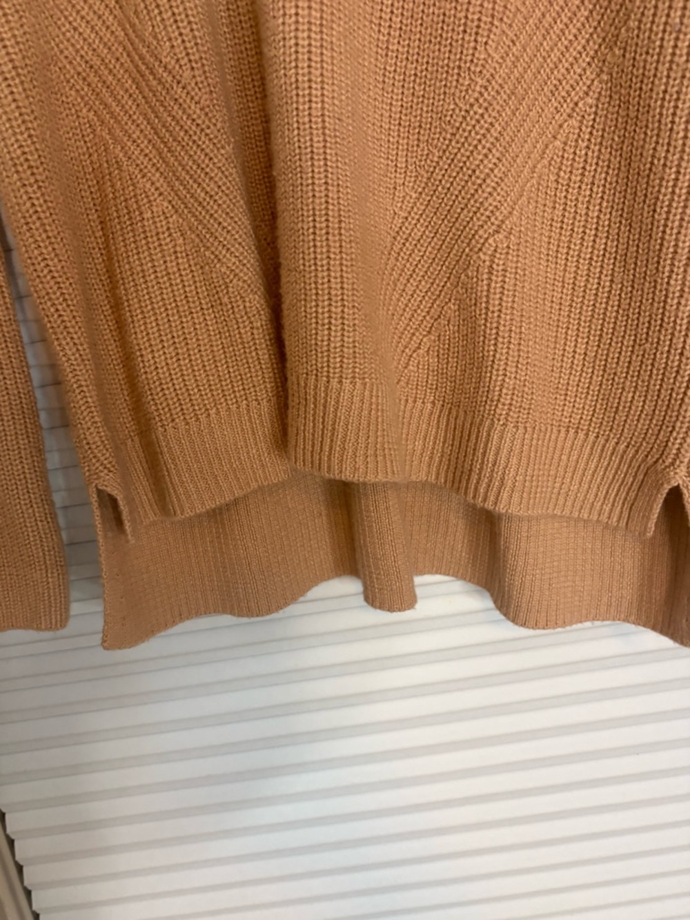 V-Neck Ribbed Knit Wool Sweater - Picture 4 of 8